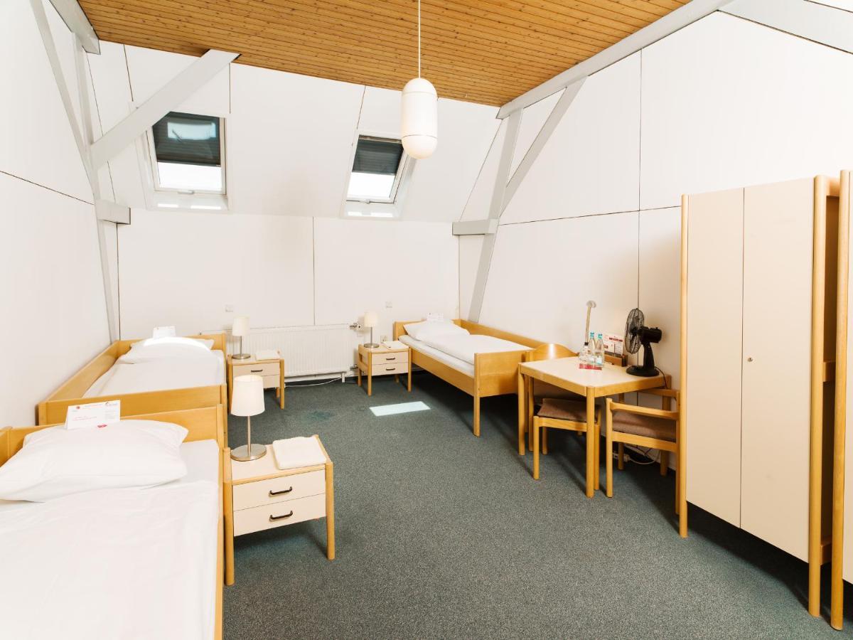 Bildungshaus St. Bernhard - Wohnen Und Tagen Hotel Rastatt Ngoại thất bức ảnh